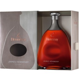 Коньяк "James Hennessy", gift box, 0.7 л
