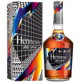 Коньяк Hennessy V.S., Limited Edition by Felipe Pantone, gift box, 0.7 л