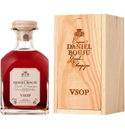 Коньяк Daniel Bouju, VSOP, carafe &amp; wooden box, 0.7 л