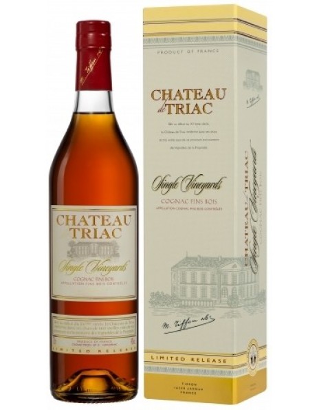 Коньяк Chateau de Triac, gift box, 0.7 л