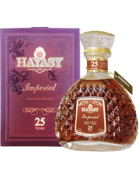 Коньяк "Hayasy Imperial" 25 Years Old, gift box, 0.5 л