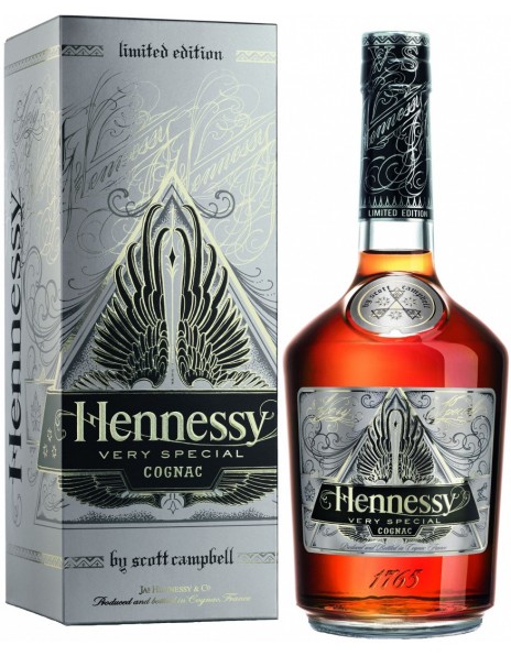 Коньяк Hennessy V.S., Limited Edition by Scott Campbell, gift box, 0.7 л